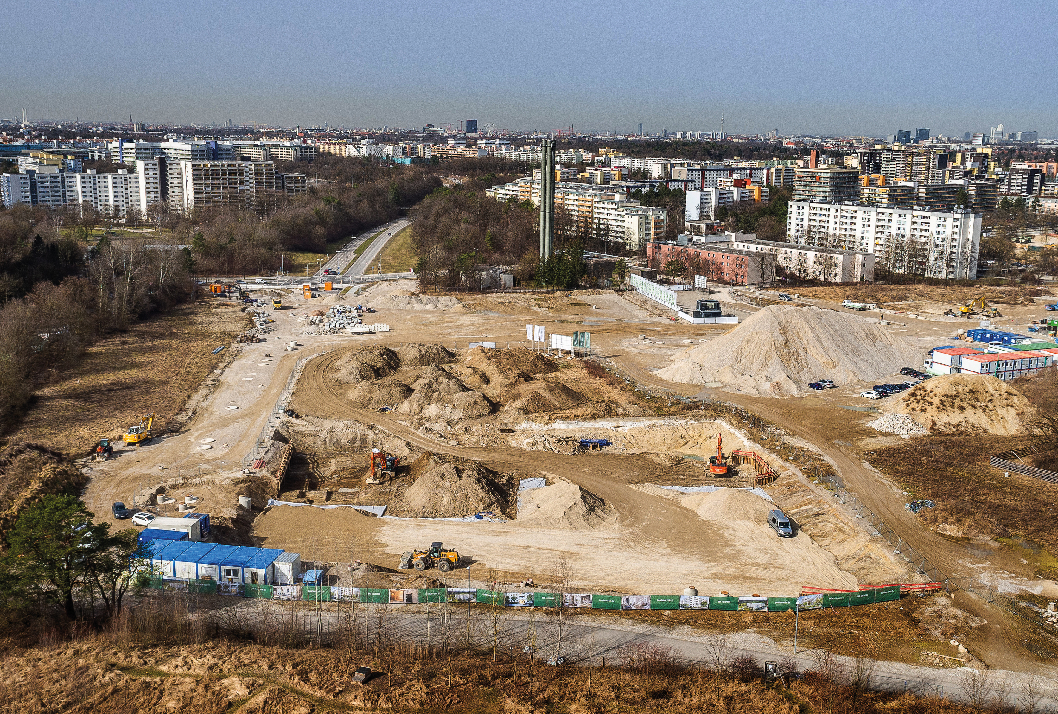 Drone and GPS for more efficiency in excavation pit construction