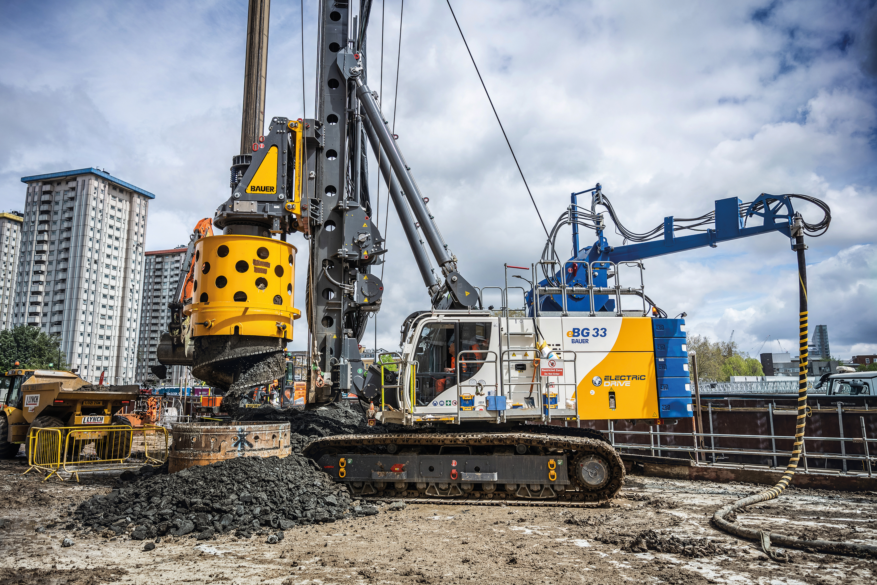 Cementation Skanska setzt ersten netzbetriebenes Bauer-Bohrgerät ein