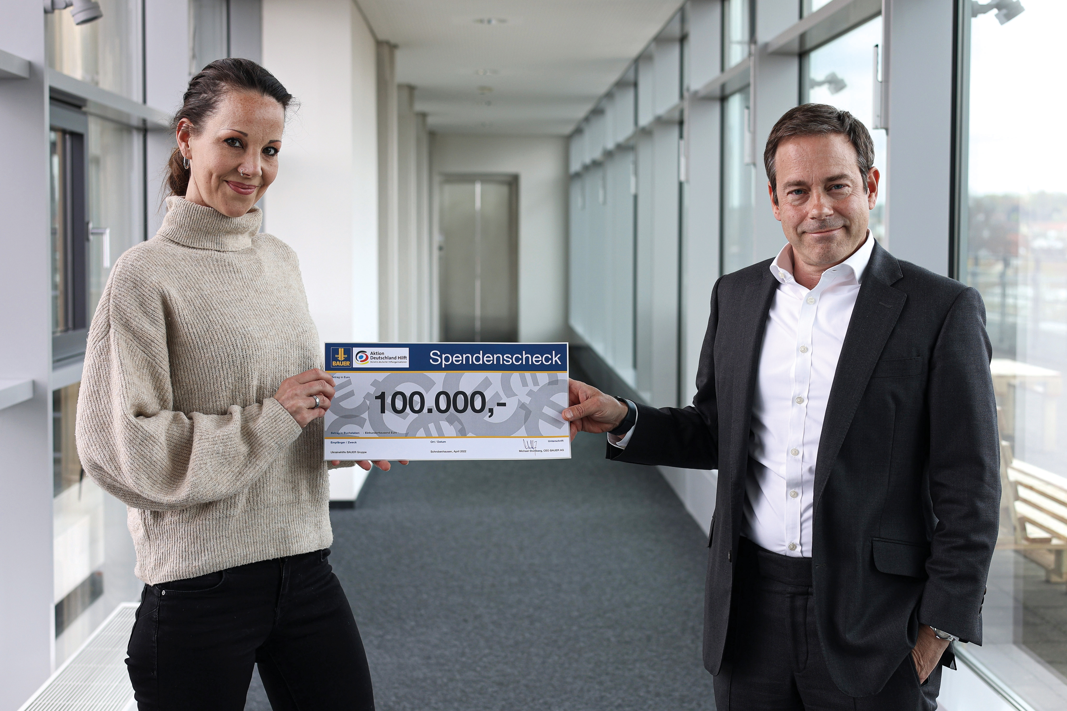 Help for Ukraine: employees of the BAUER Group donate EUR 100,000