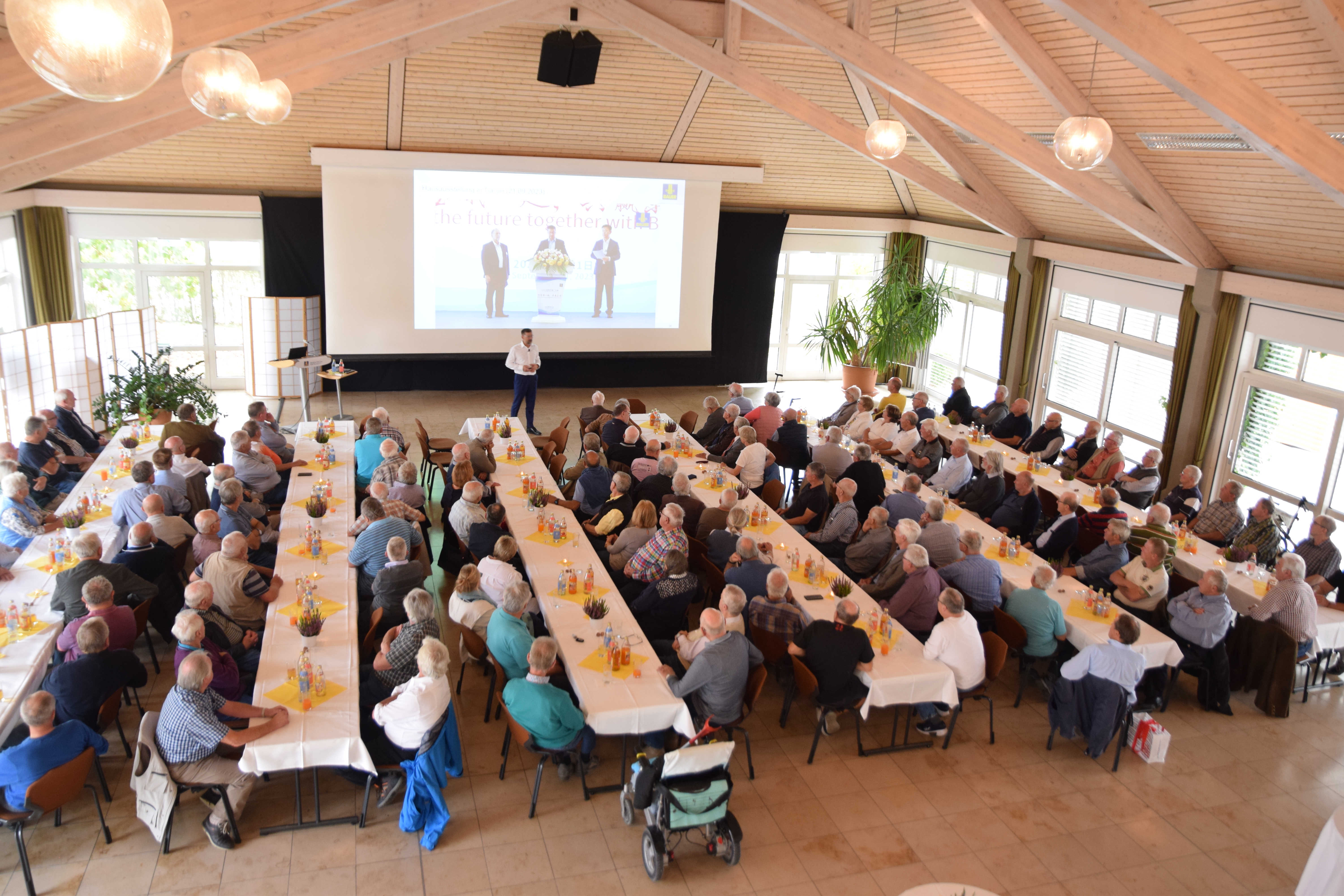 Rentnertreffen bei der BAUER AG