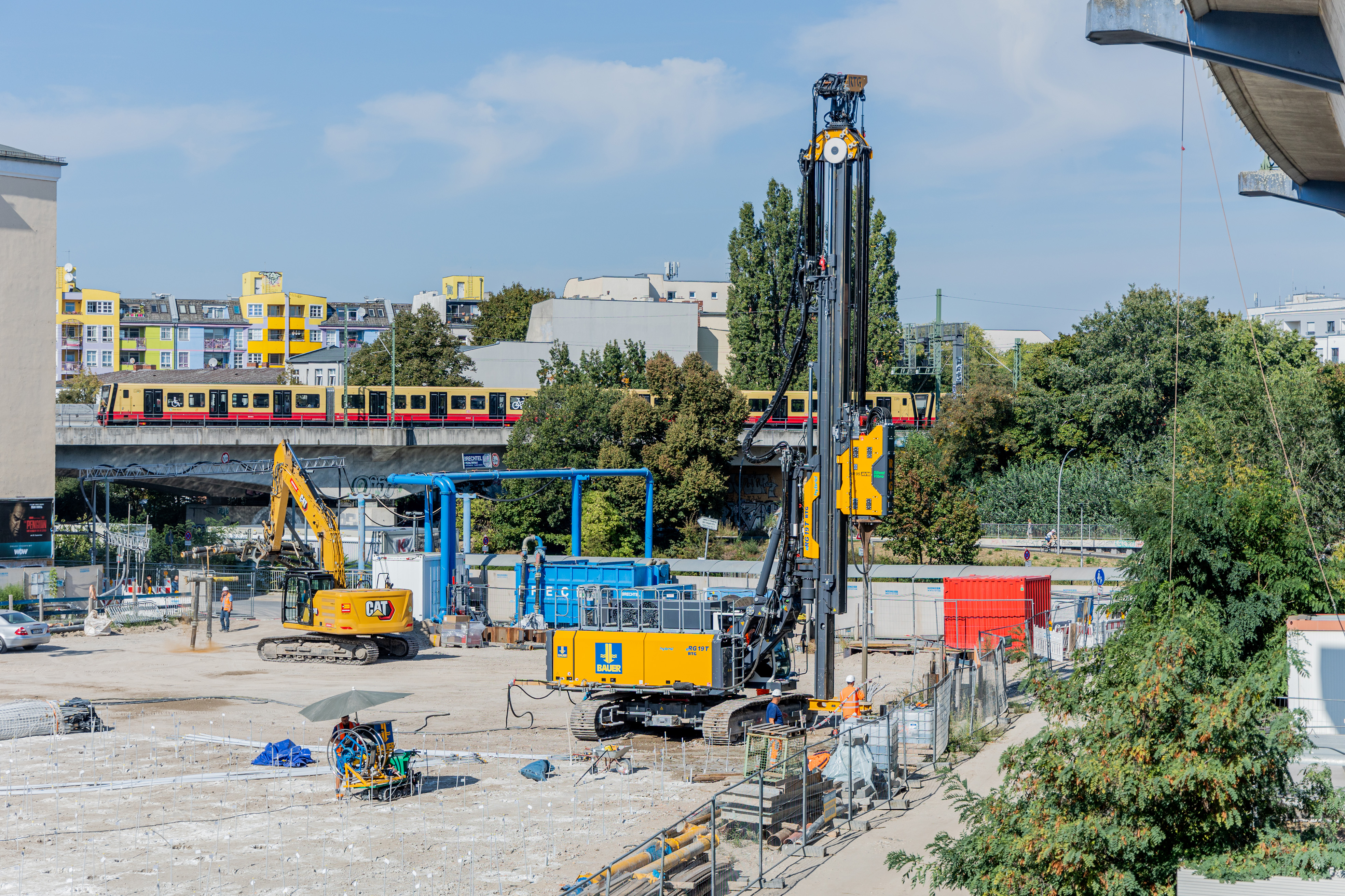 Ersteinsatz der eRG 19 T hybrid in Berlin