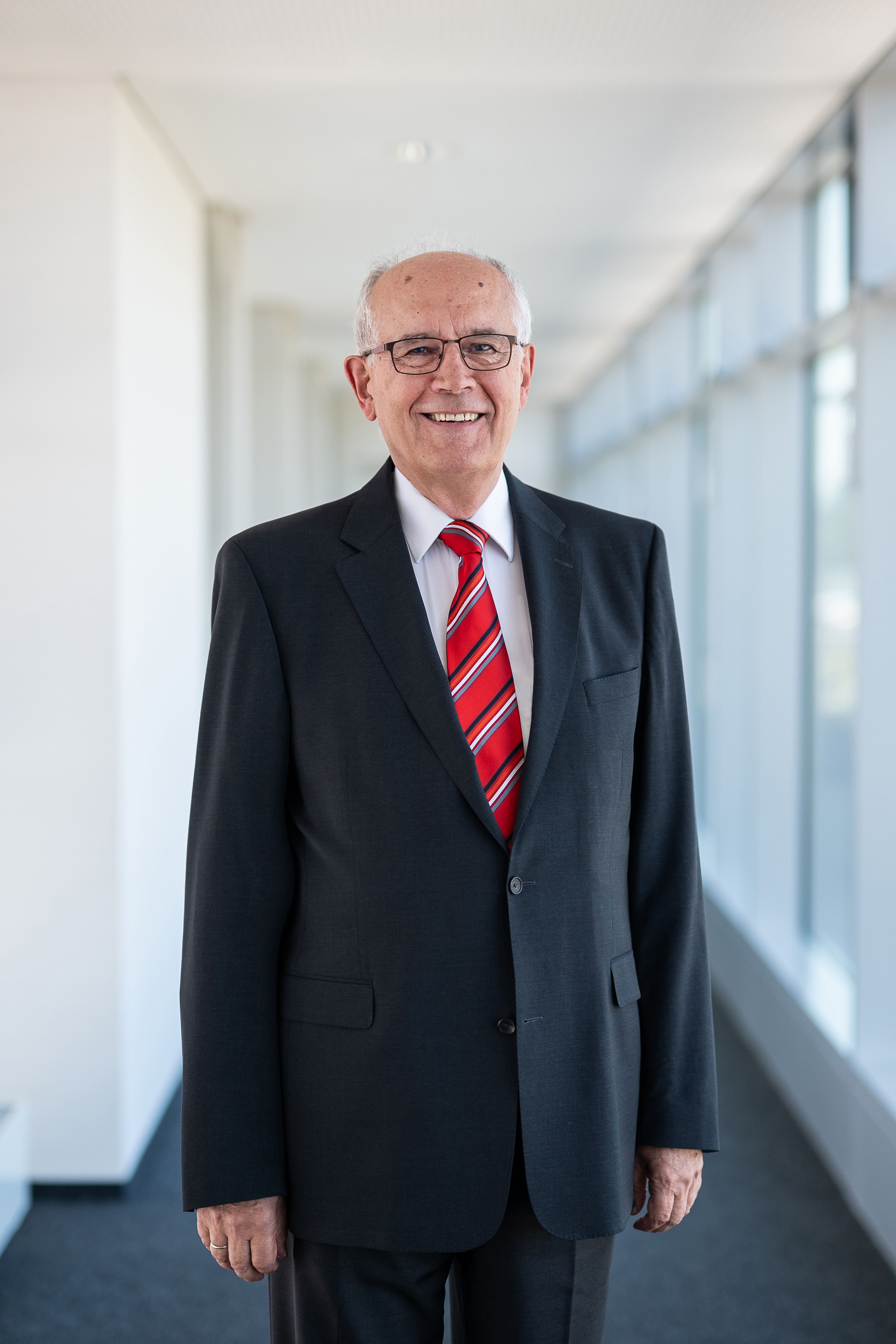 Dipl.-Ing. Klaus Pöllath Executive Board BAUER Aktiengesellschaft