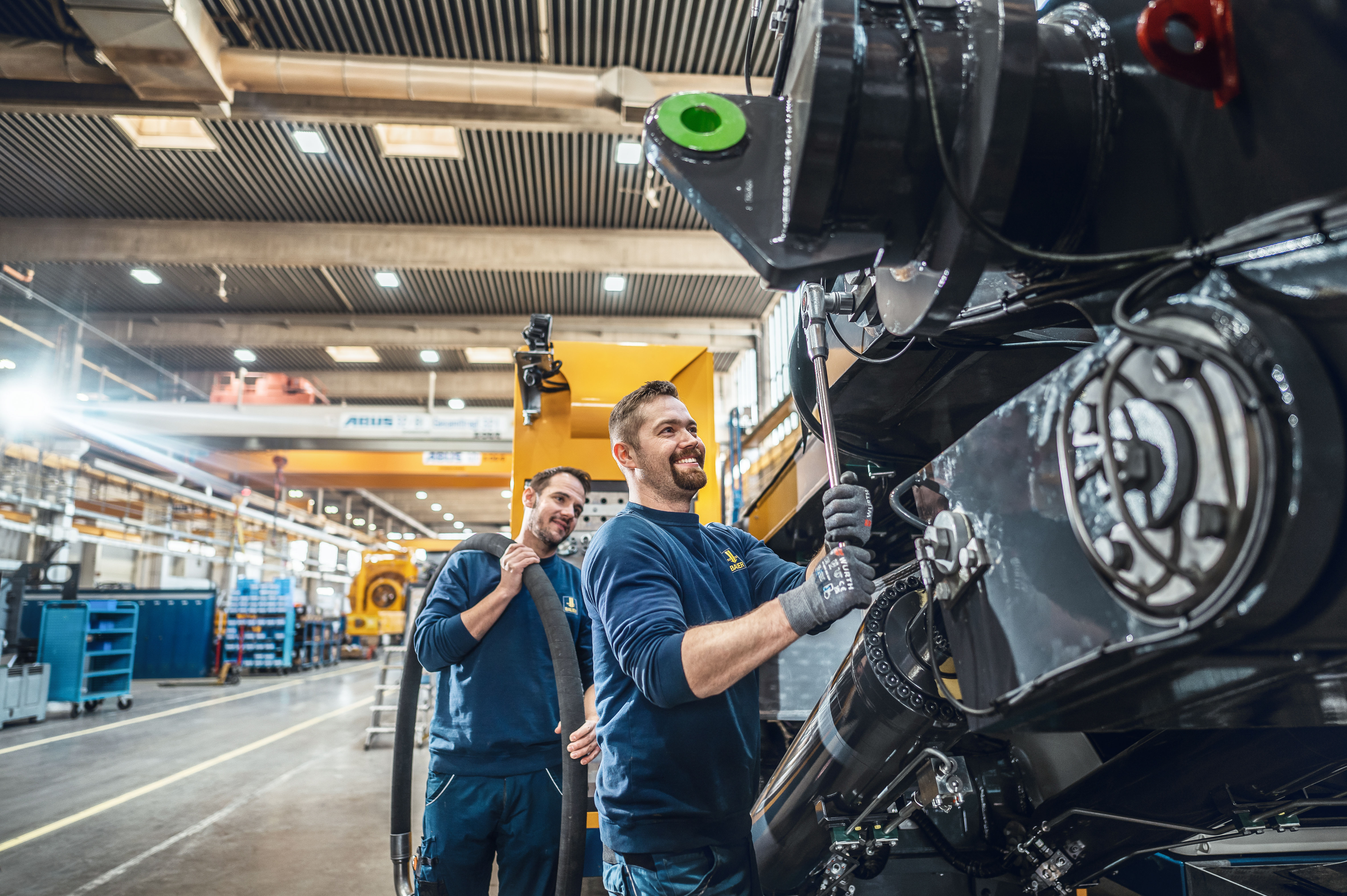 Im Bereich Maschinenbau bietet die BAUER Gruppe eine Vielzahl an spannenden Jobs und beruflichen Möglichkeiten für Berufserfahrene.