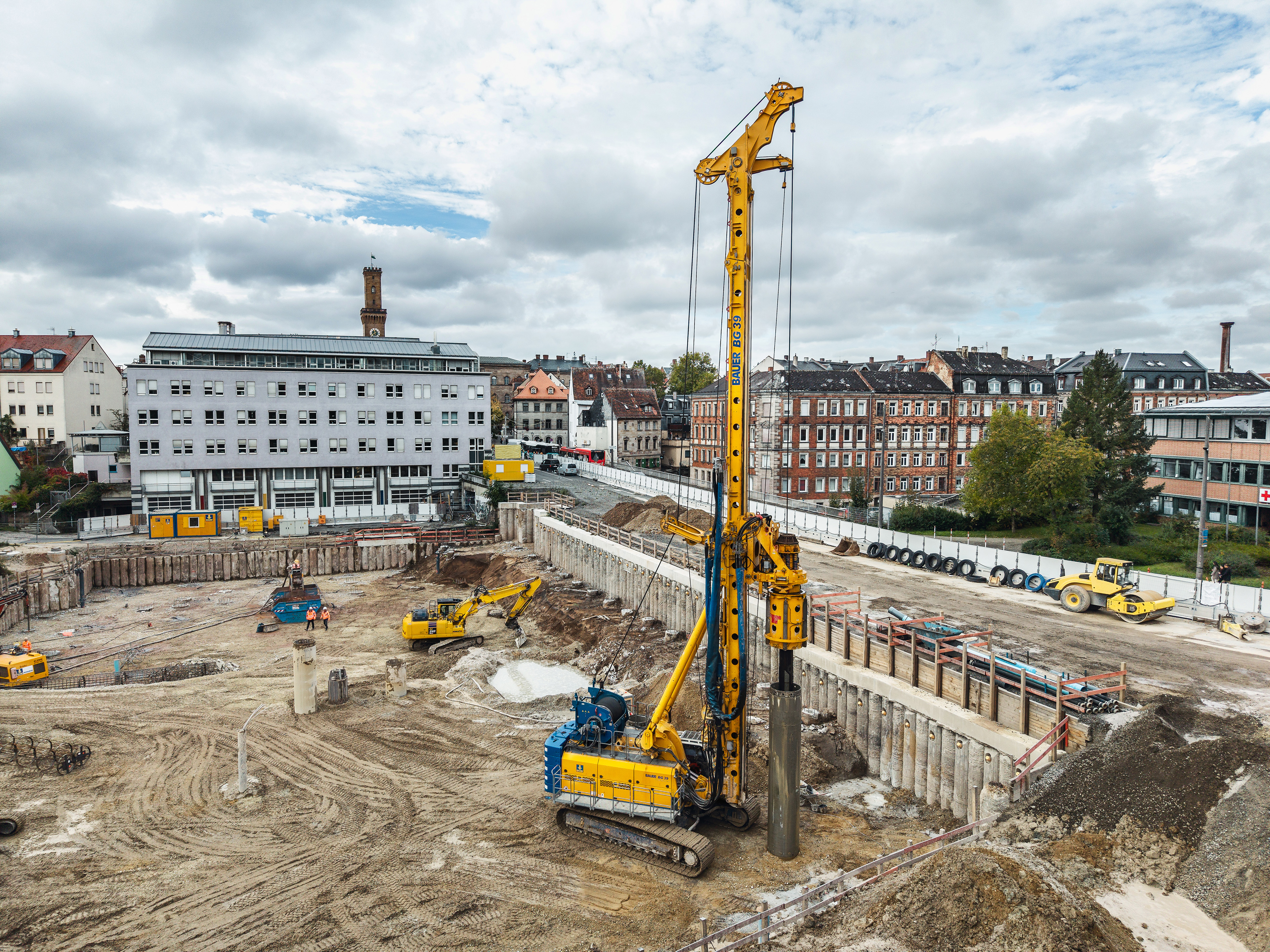 Durch den Neubau des Heinrich-Schliemann-Gymnasiums in Fürth wird Platz für rund 1.050 Schülerinnen und Schüler geschaffen.