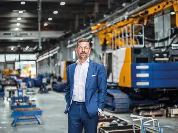 Peter Hingott, Vorstand der BAUER AG
