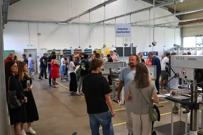 Bauer Gruppe Besucher bei der Langen Nacht der Ausbildung 2025